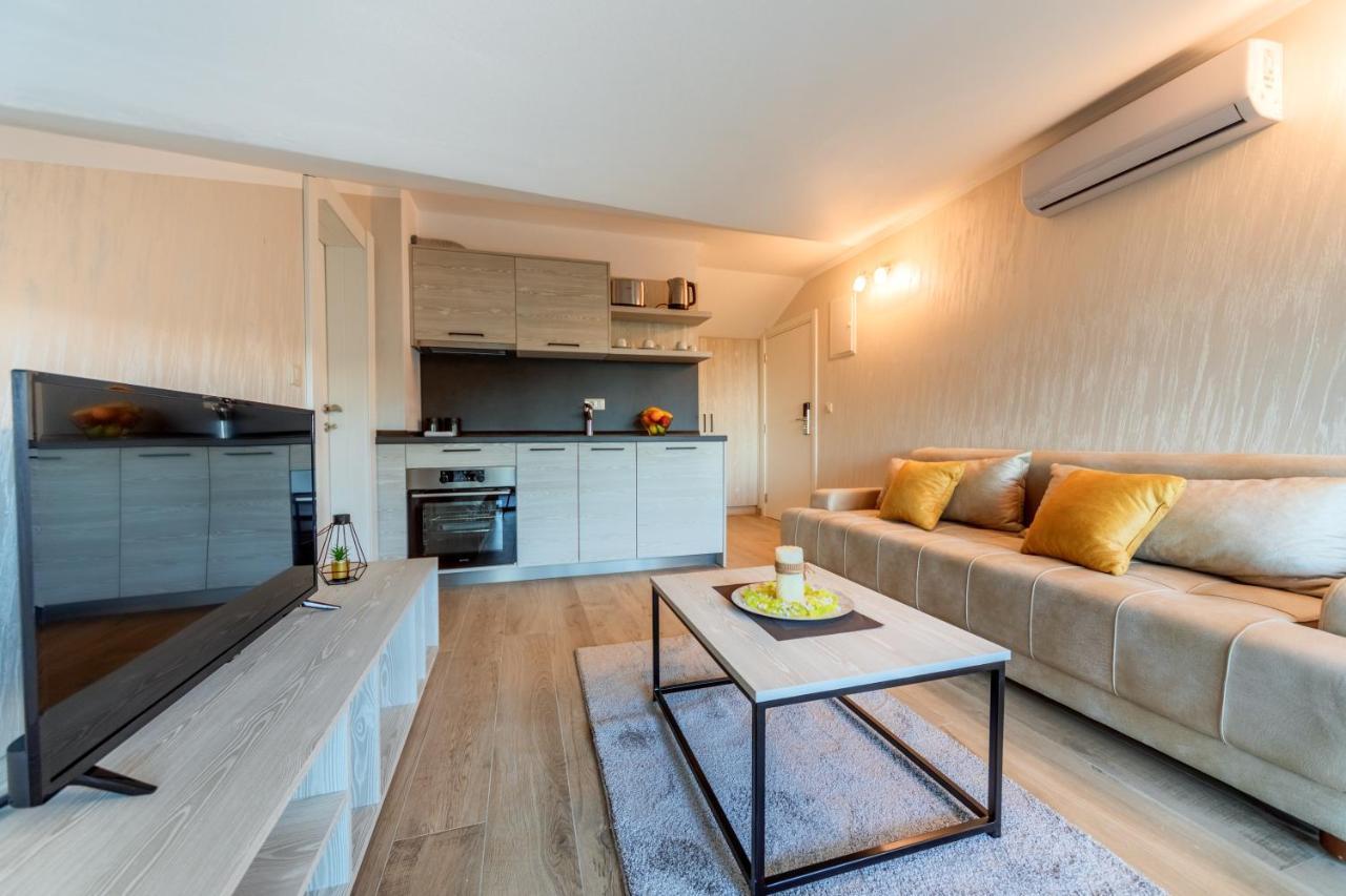 Luxury Apartments Queen Petrovac 外观 照片
