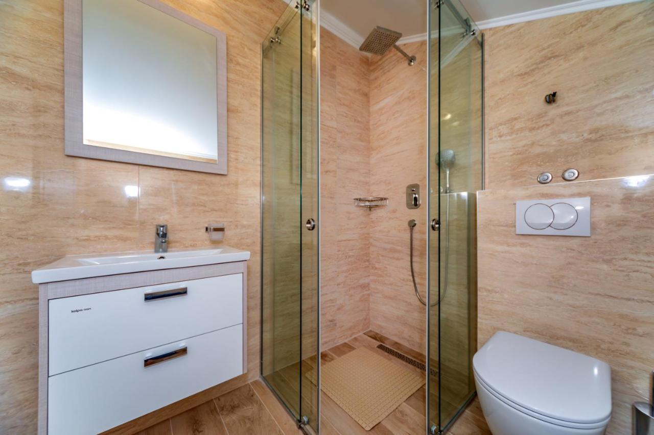 Luxury Apartments Queen Petrovac 外观 照片