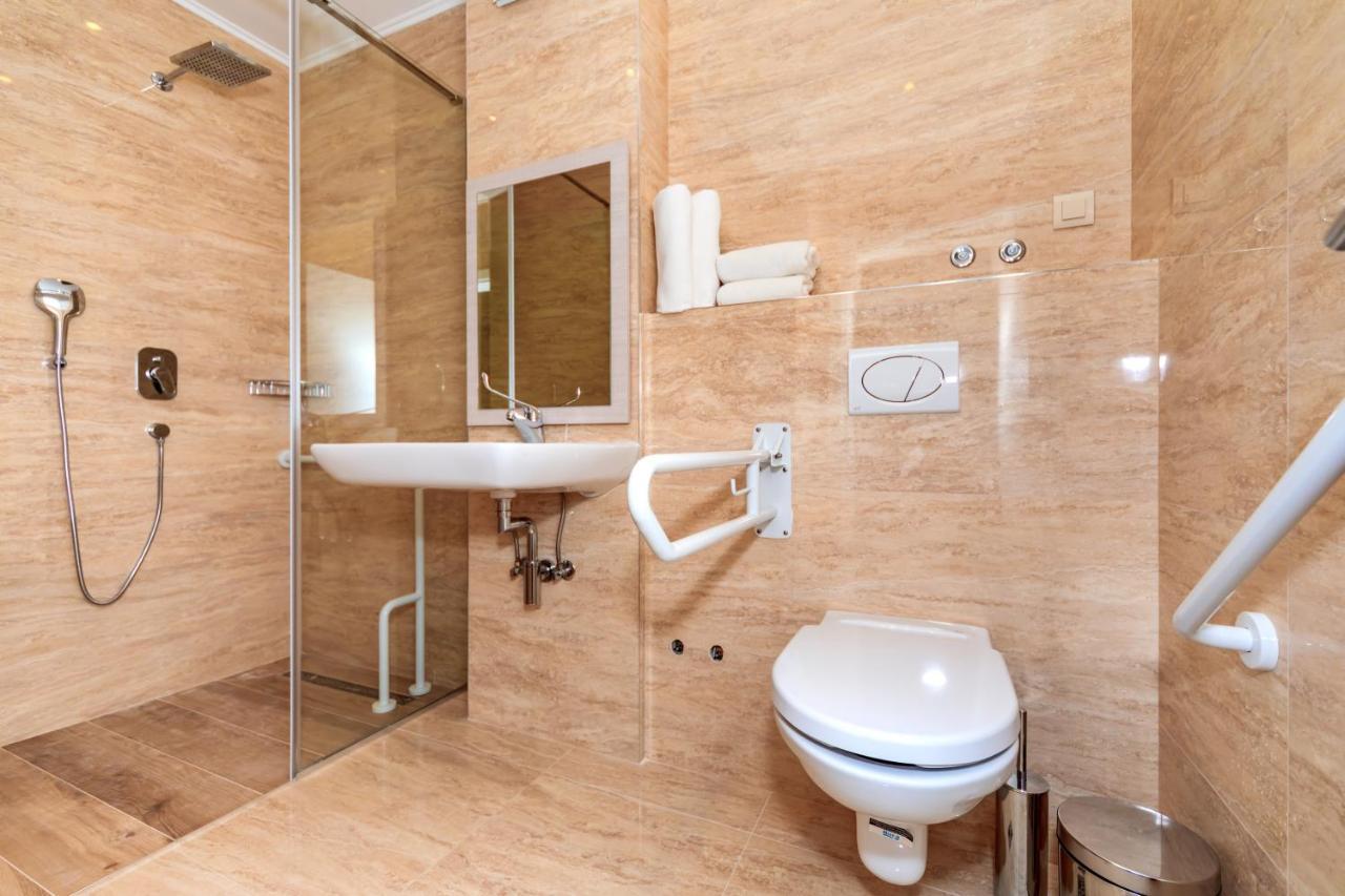 Luxury Apartments Queen Petrovac 外观 照片