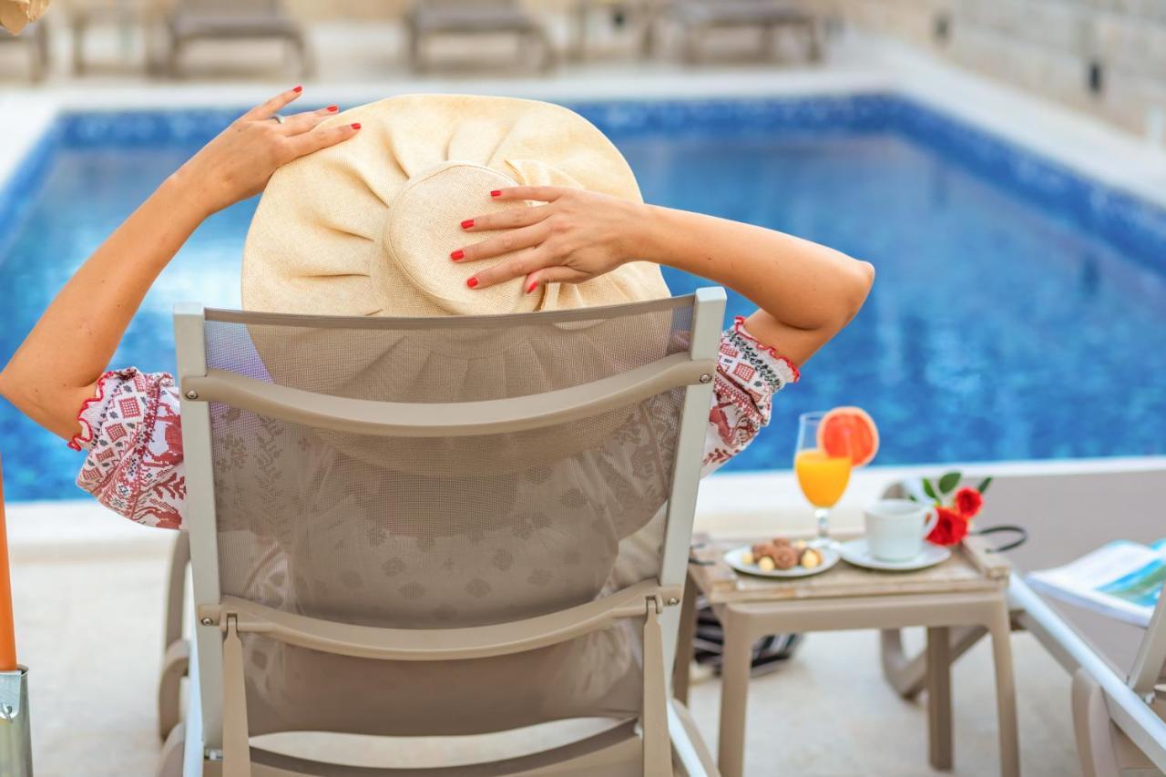 Luxury Apartments Queen Petrovac 外观 照片