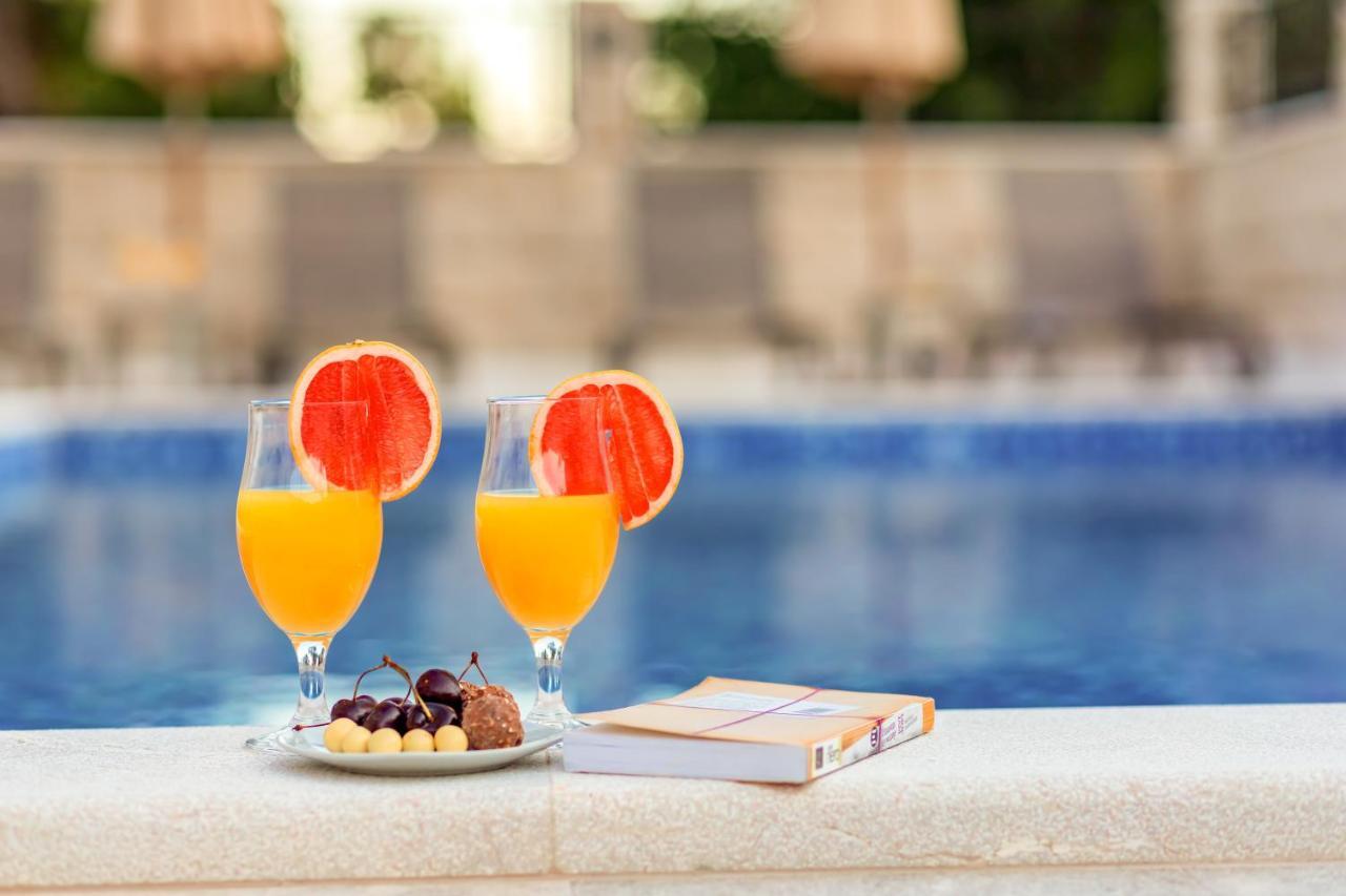 Luxury Apartments Queen Petrovac 外观 照片